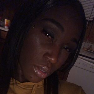 Meet your Posher, Chanequa